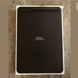 Apple iPad Pro 10.5 inch leather sleeve case cover